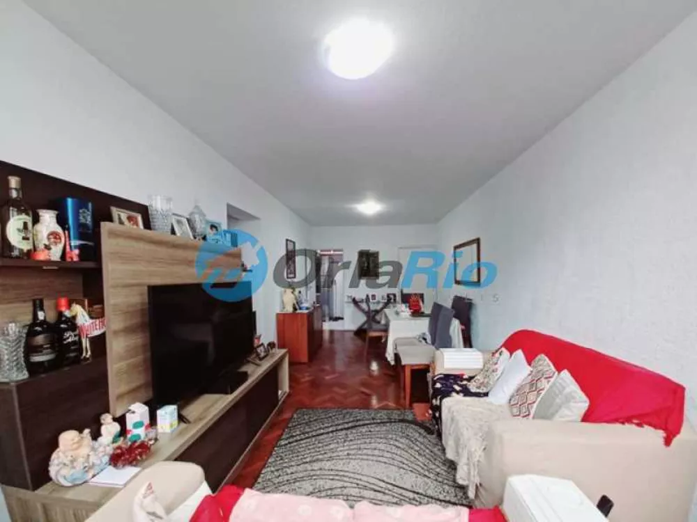 Apartamento à venda com 3 quartos, 94m² - Foto 1