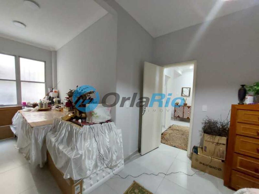 Apartamento à venda com 3 quartos, 120m² - Foto 3