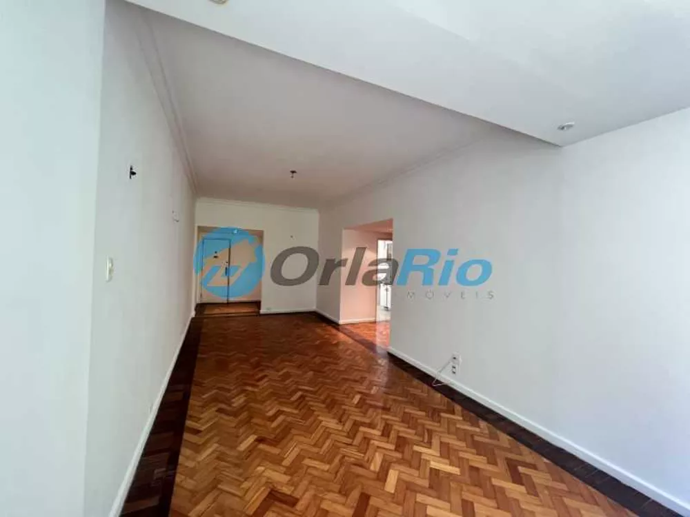 Apartamento à venda com 3 quartos, 119m² - Foto 1