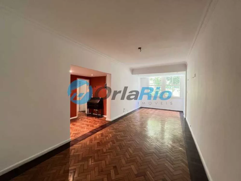 Apartamento à venda com 3 quartos, 119m² - Foto 3