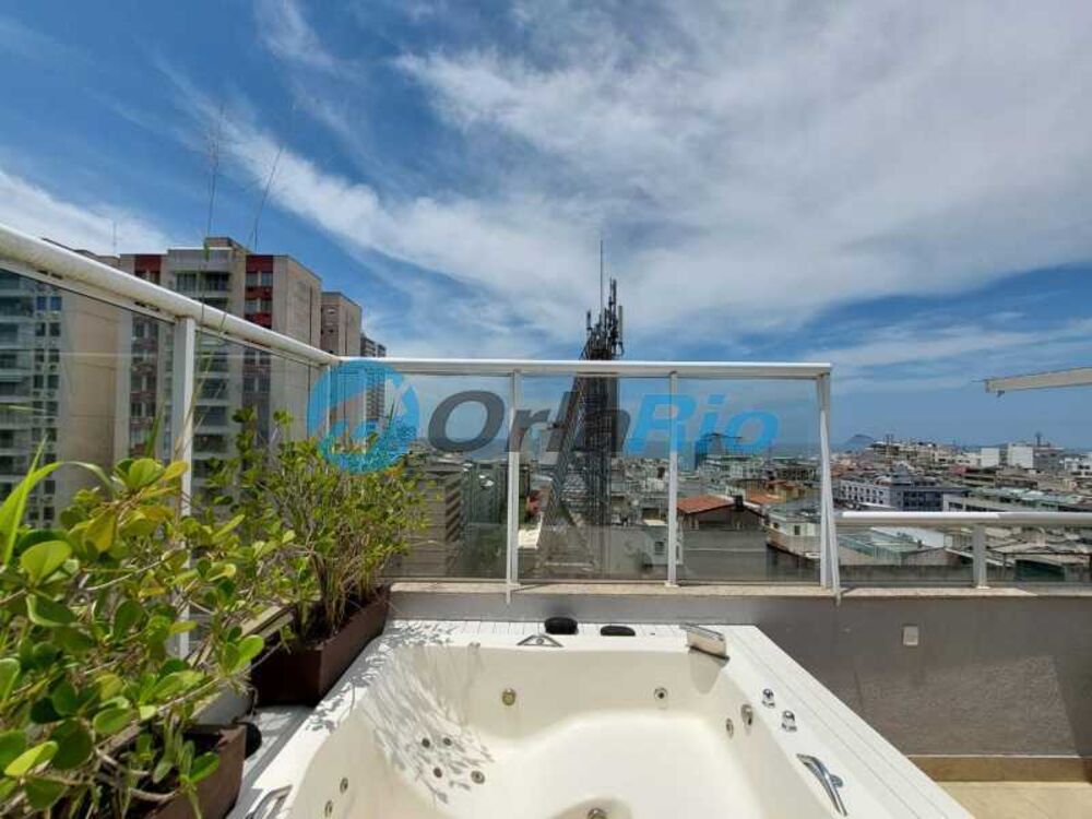 Cobertura à venda com 4 quartos, 240m² - Foto 4