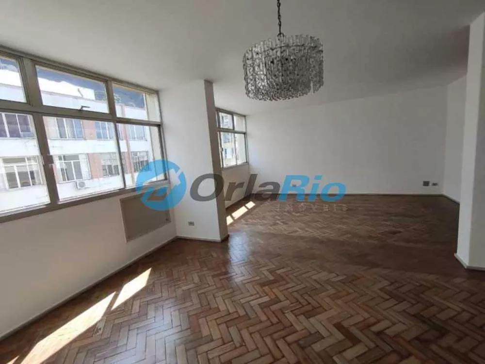 Apartamento à venda com 3 quartos, 150m² - Foto 4