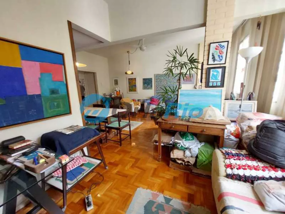 Apartamento à venda com 3 quartos, 120m² - Foto 1