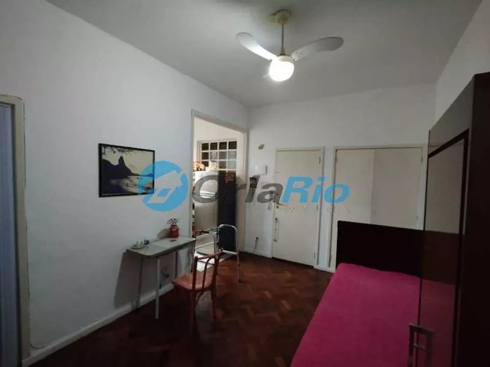 Apartamento à venda com 1 quarto, 45m² - Foto 1