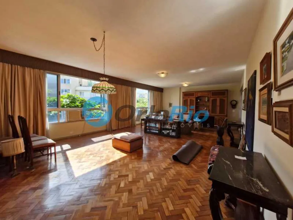 Apartamento, 3 quartos, 205 m² - Foto 1