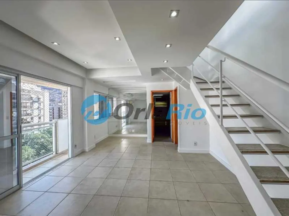 Cobertura, 3 quartos, 179 m² - Foto 2