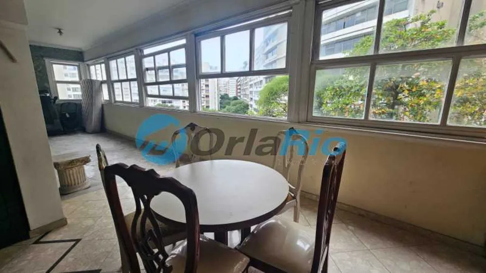 Apartamento, 3 quartos, 206 m² - Foto 2