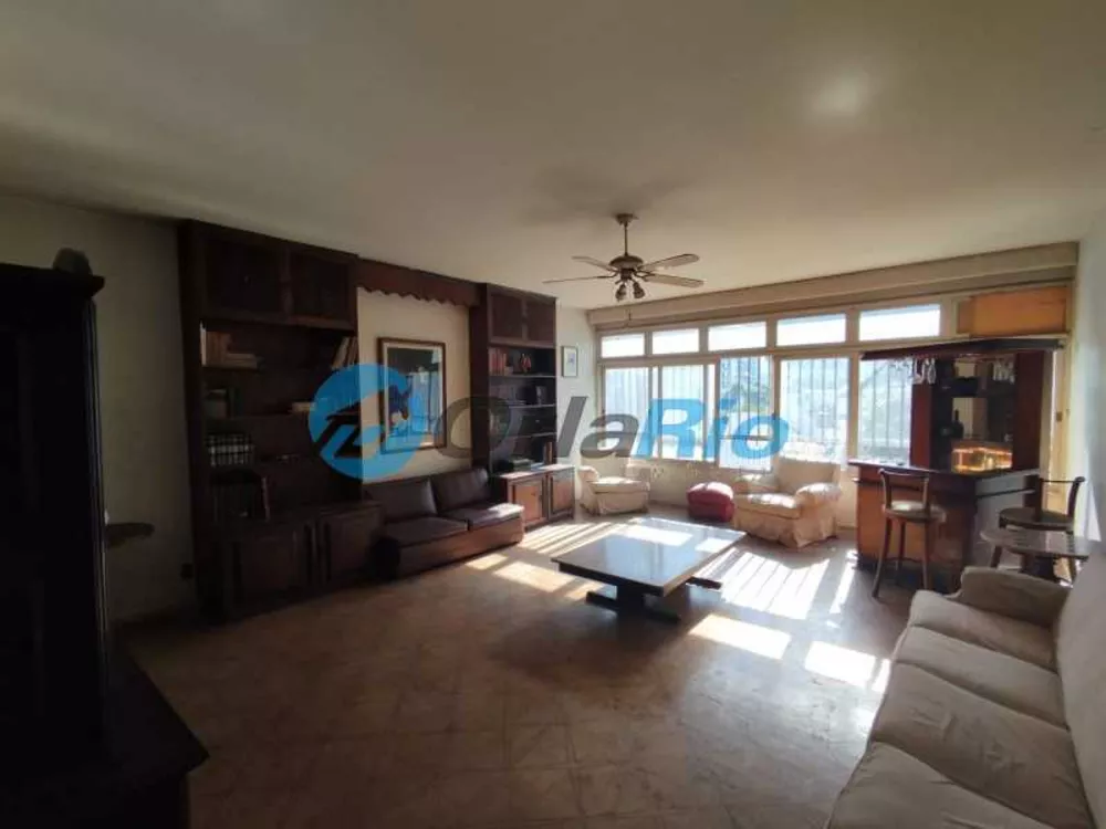 Apartamento, 3 quartos, 200 m² - Foto 2