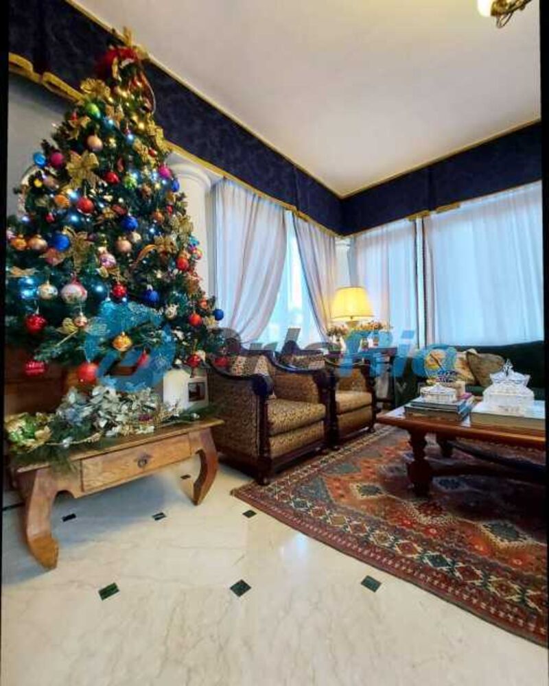 Casa, 7 quartos, 585 m² - Foto 2