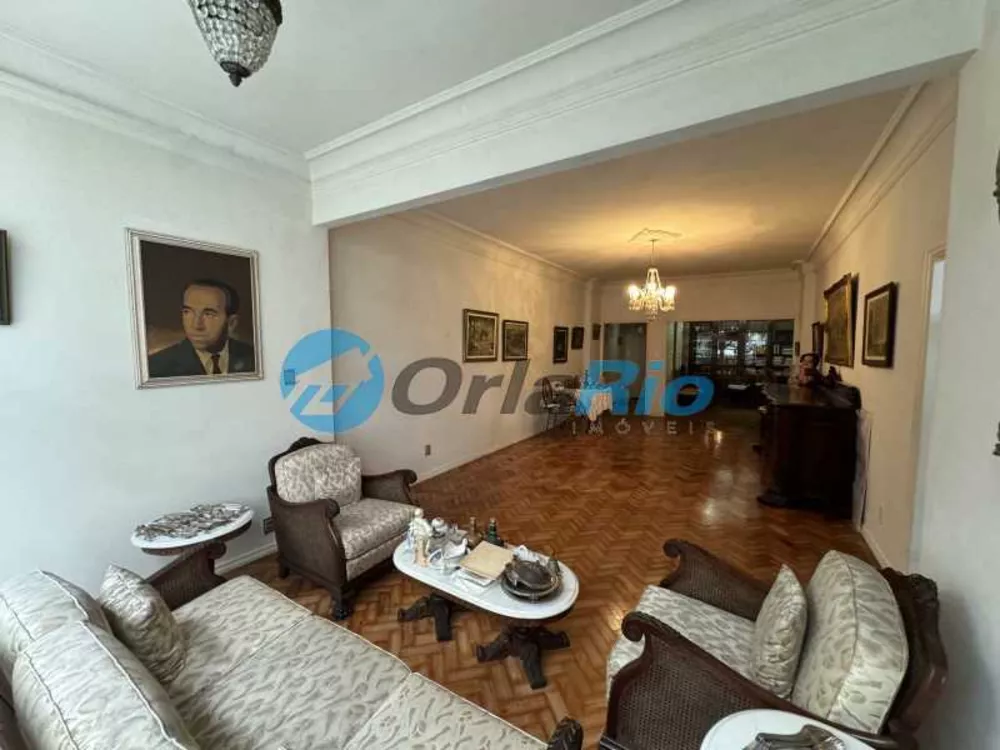 Apartamento à venda com 4 quartos, 213m² - Foto 3