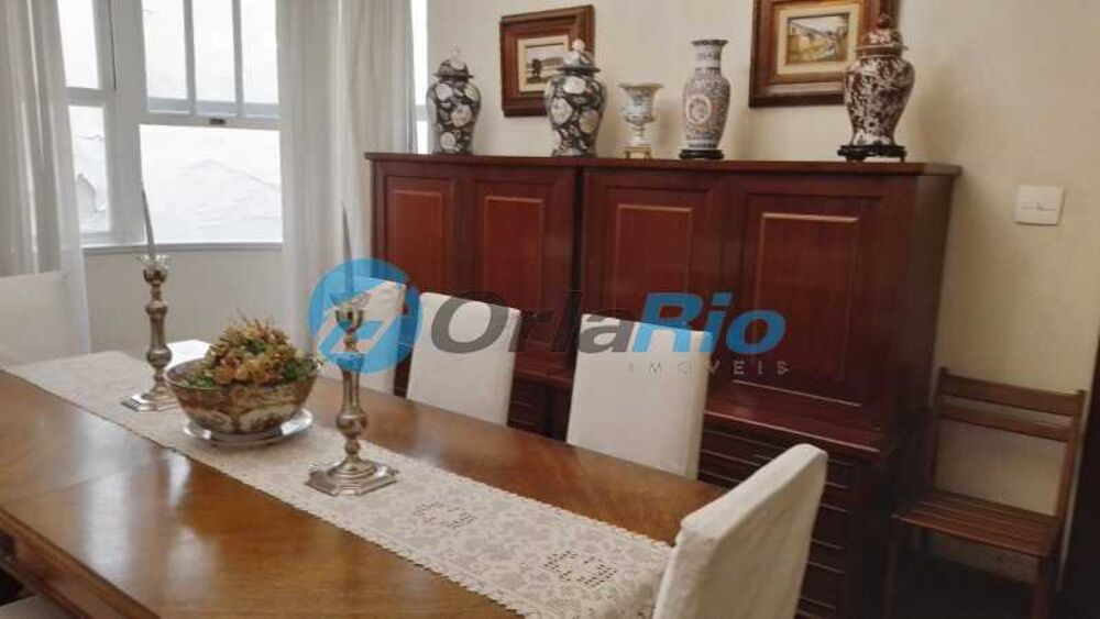 Apartamento à venda com 3 quartos, 220m² - Foto 1