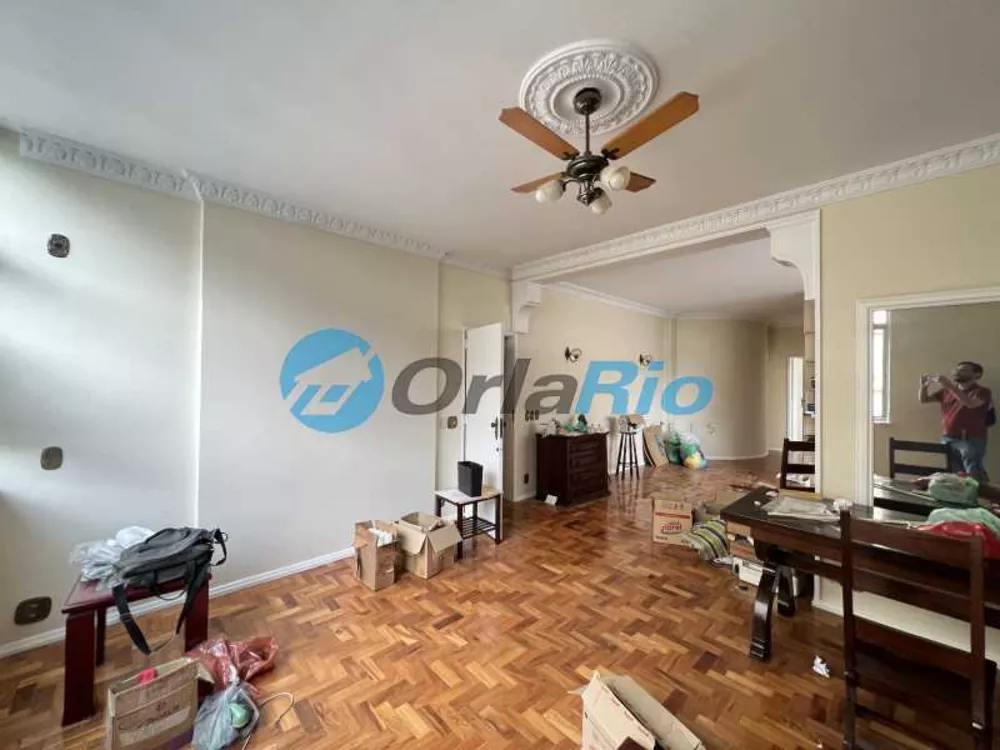 Apartamento à venda com 4 quartos, 150m² - Foto 1