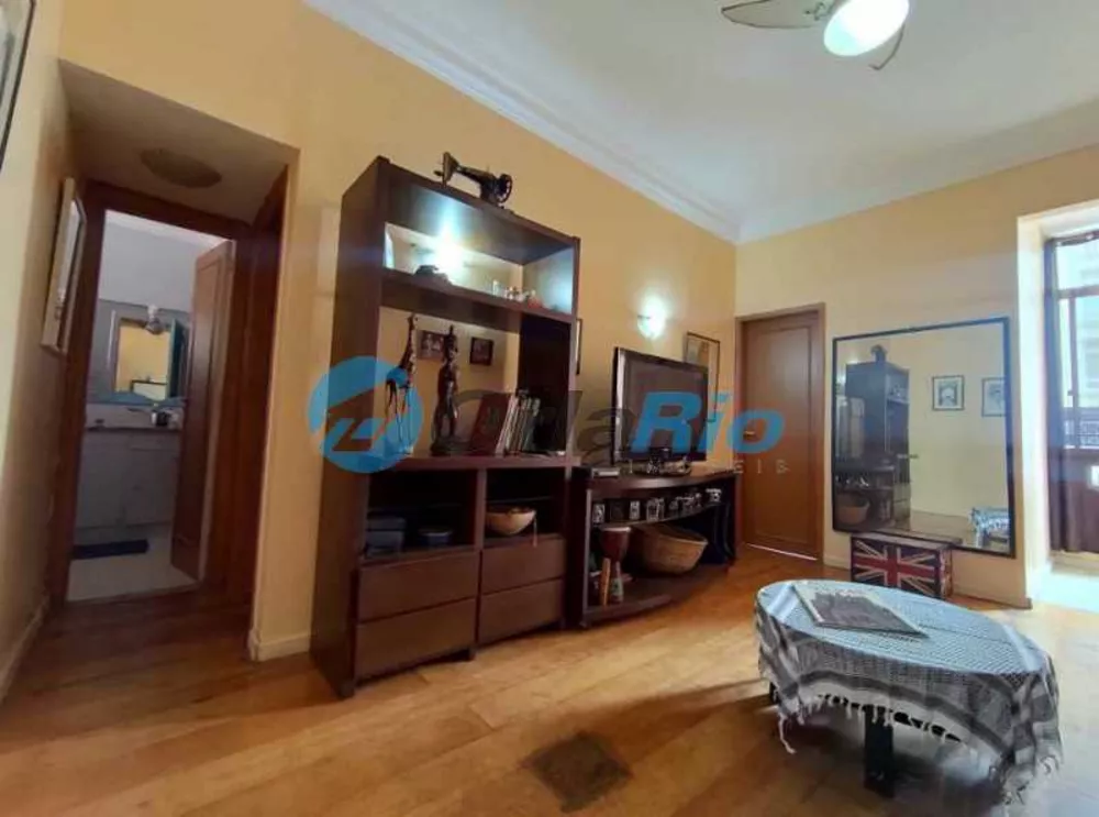 Apartamento à venda com 2 quartos, 79m² - Foto 1