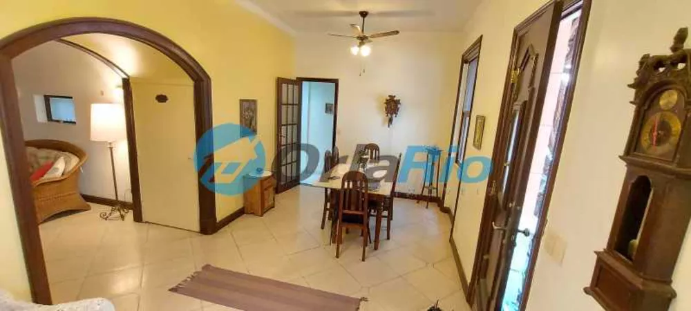 Casa de Vila à venda com 4 quartos, 152m² - Foto 3