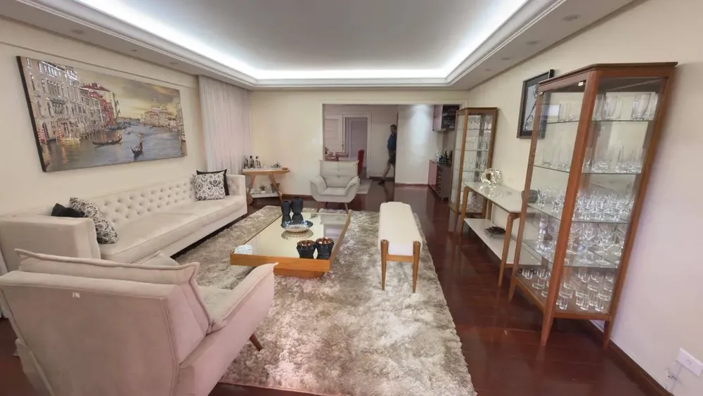 Apartamento, 3 quartos, 198 m² - Foto 1