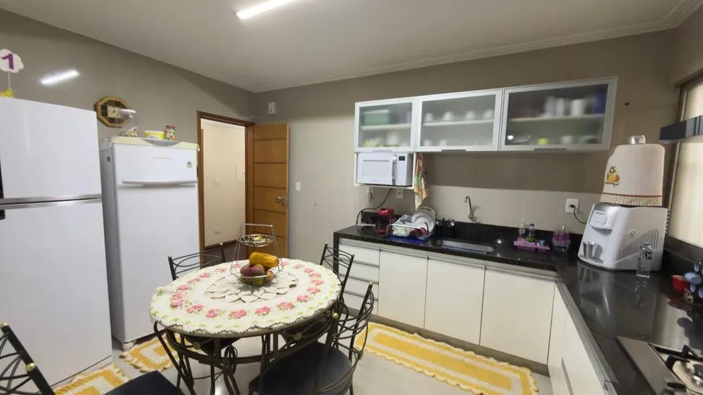 Apartamento, 3 quartos, 198 m² - Foto 4