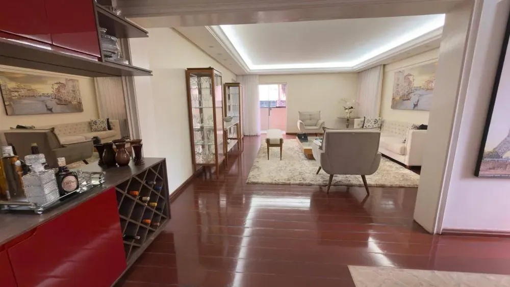 Apartamento, 3 quartos, 198 m² - Foto 2