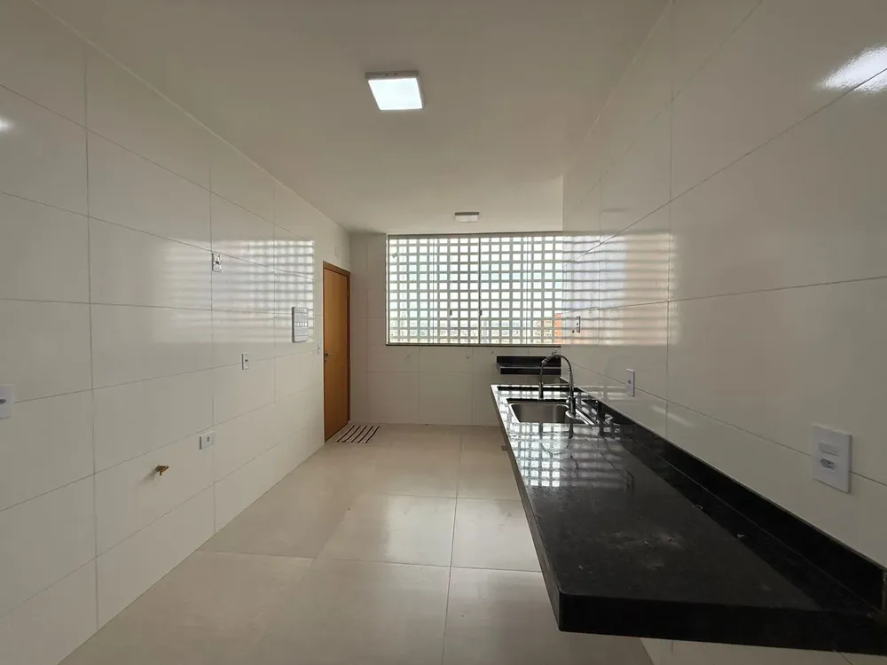 Apartamento, 3 quartos, 120 m² - Foto 2