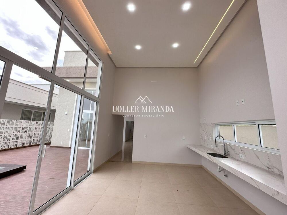Casa à venda com 3 quartos, 240m² - Foto 11