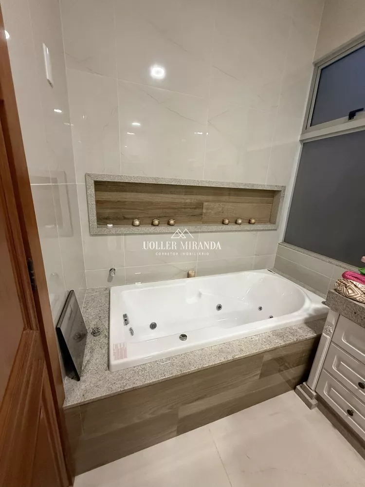 Casa, 1 quarto, 213 m² - Foto 3