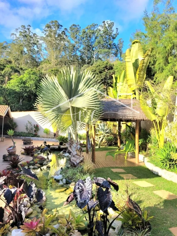Chácara, 4 quartos, 1600 m² - Foto 1