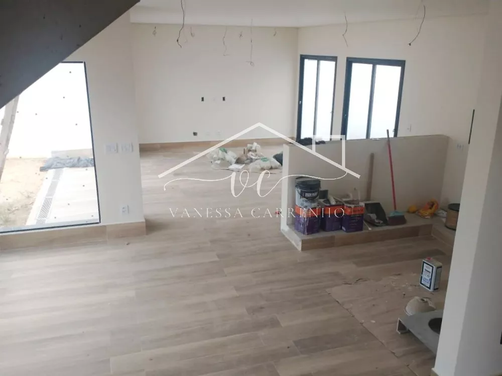 Casa à venda com 3 quartos, 194m² - Foto 3