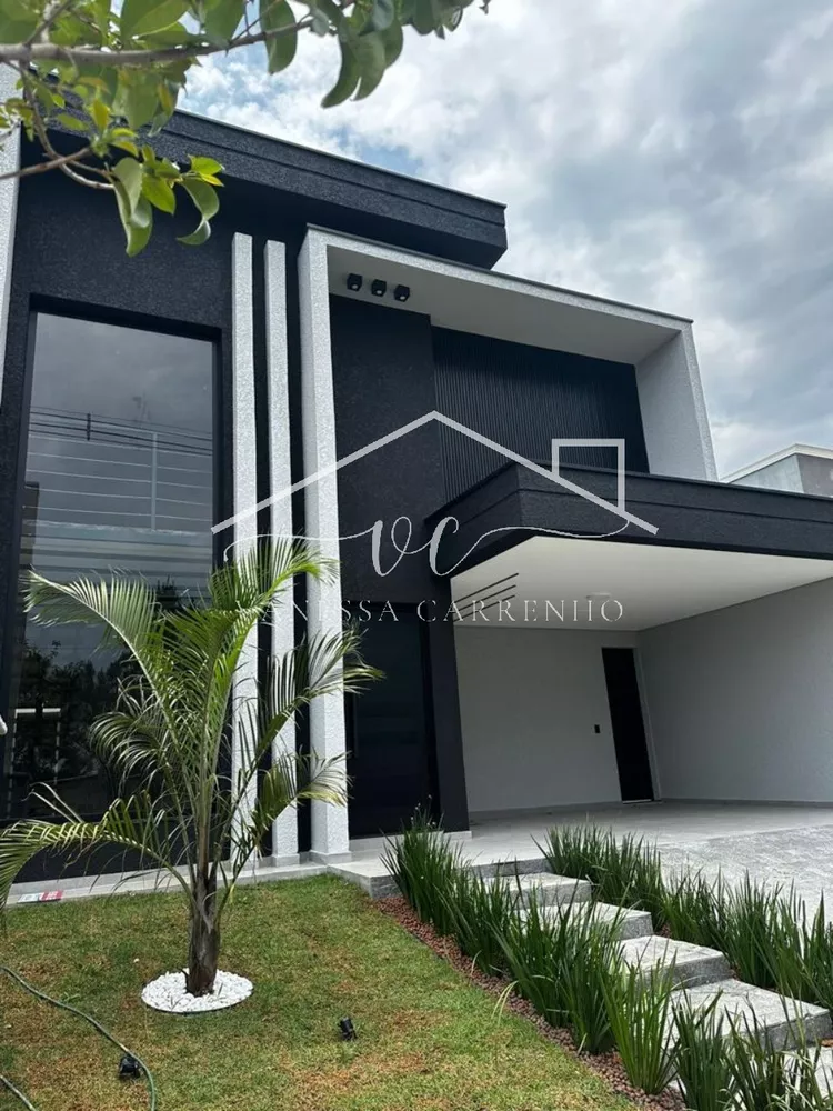 Casa à venda com 3 quartos, 250m² - Foto 2