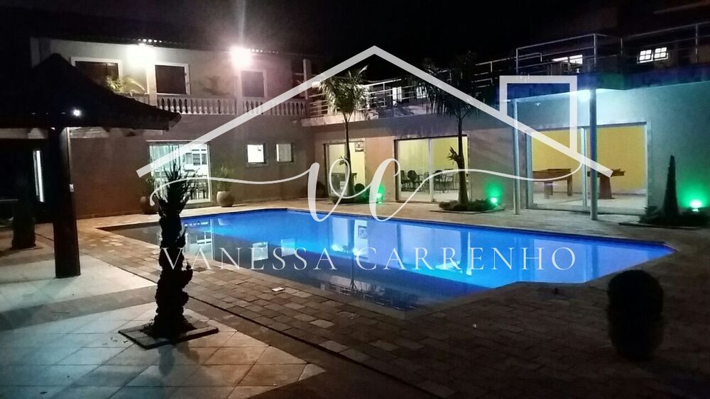 Casa à venda e aluguel com 7 quartos, 2700m² - Foto 6
