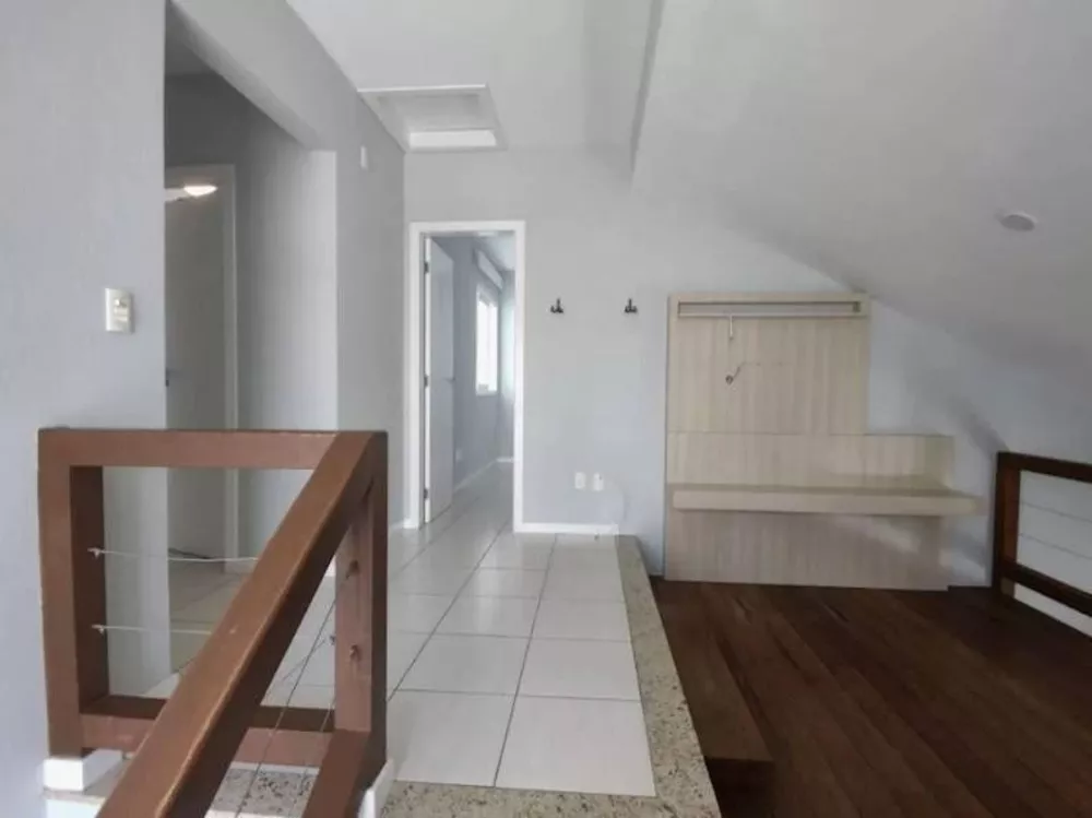 Casa de Condomínio à venda com 3 quartos, 210m² - Foto 6