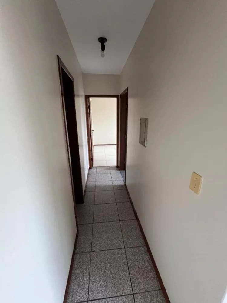 Apartamento à venda com 2 quartos, 68m² - Foto 8