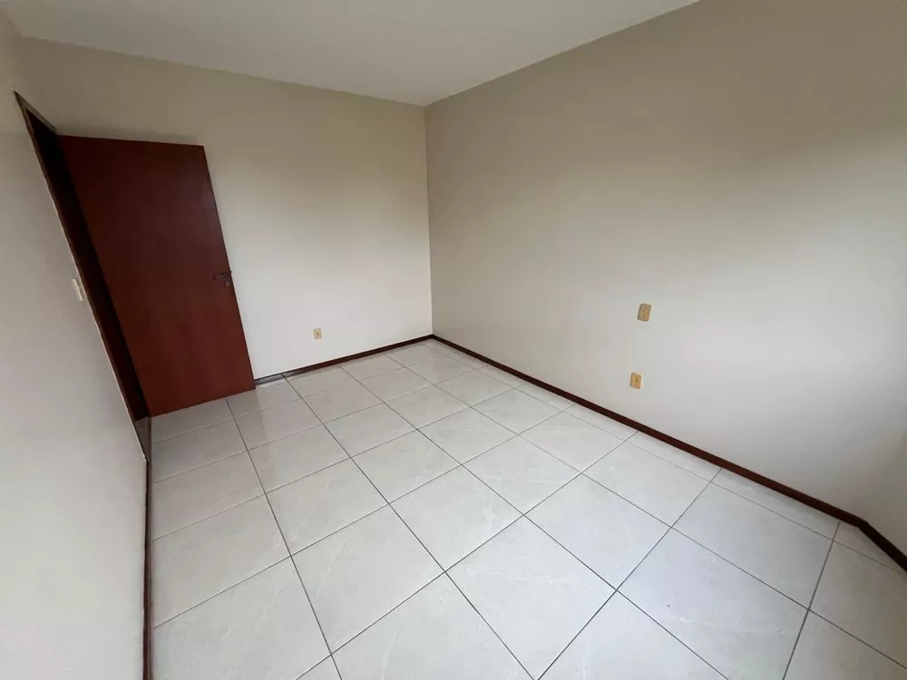 Apartamento à venda com 2 quartos, 68m² - Foto 6