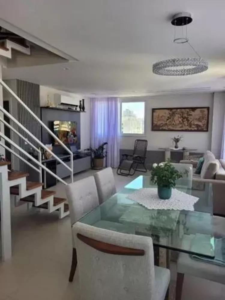 Cobertura à venda com 4 quartos, 190m² - Foto 1