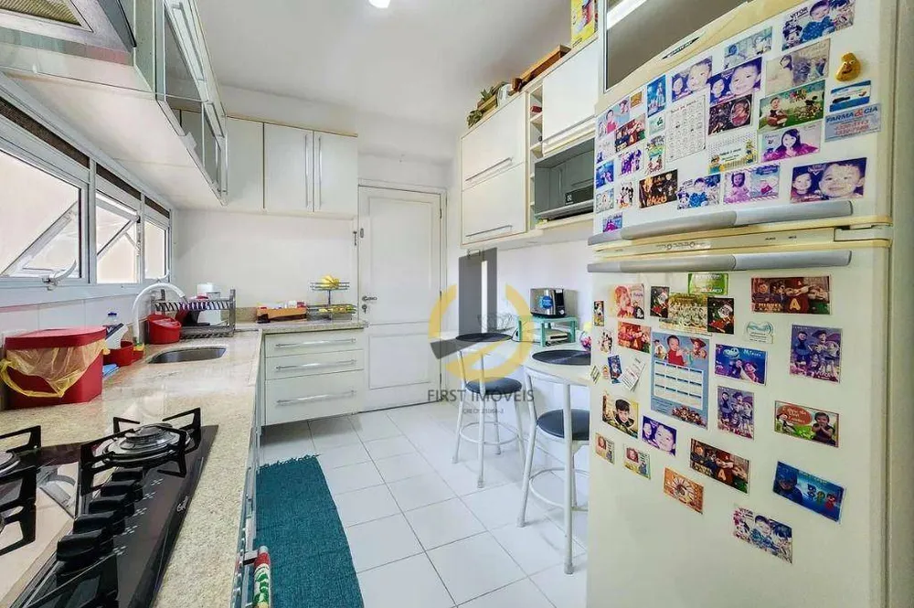 Apartamento, 3 quartos, 156 m² - Foto 1