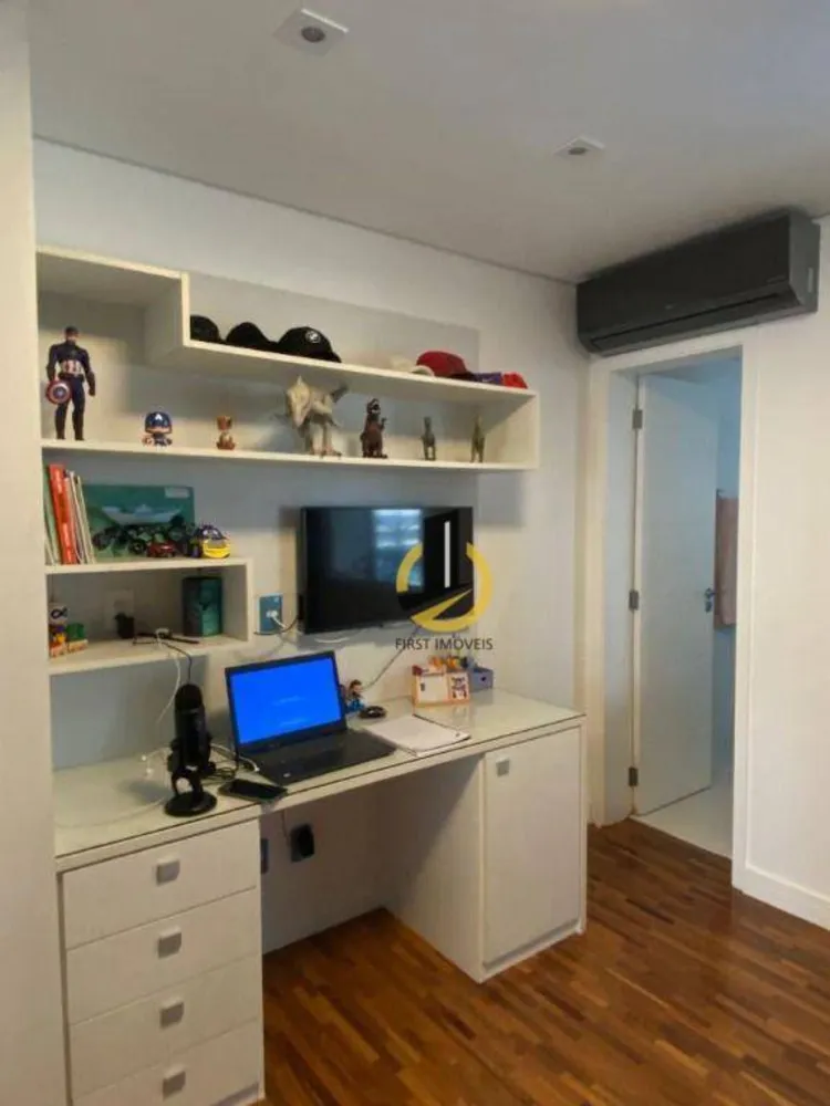 Apartamento, 4 quartos, 240 m² - Foto 13