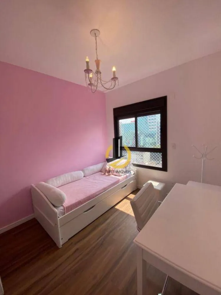 Apartamento, 3 quartos, 158 m² - Foto 2