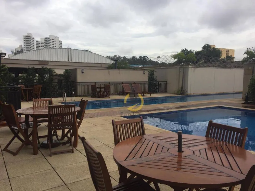 Apartamento, 3 quartos, 140 m² - Foto 1