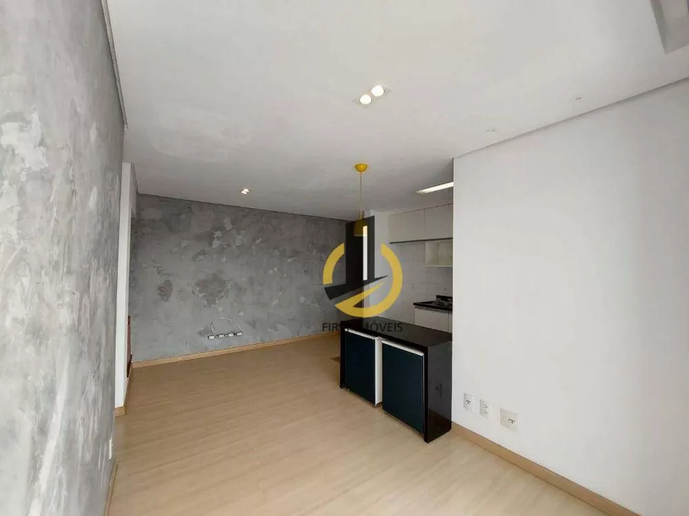 Apartamento à venda com 2 quartos, 68m² - Foto 2