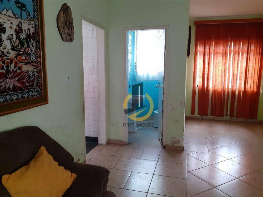 Sobrado à venda com 2 quartos, 250m² - Foto 1