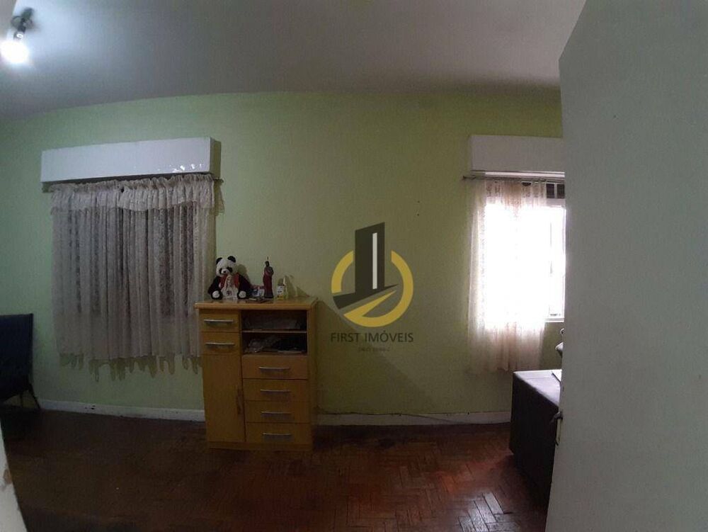 Sobrado à venda com 2 quartos, 250m² - Foto 3