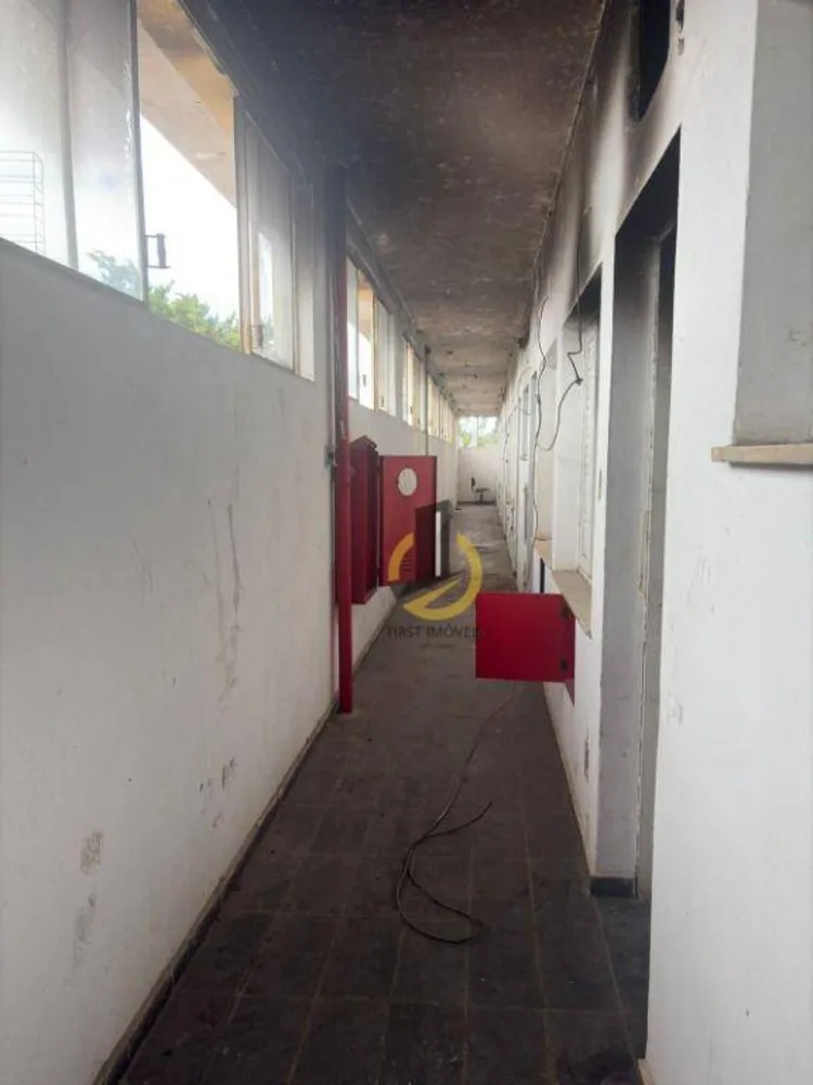 Prédio Inteiro, 900 m² - Foto 1