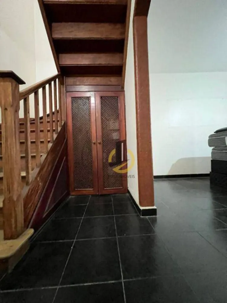 Casa, 3 quartos, 240 m² - Foto 6