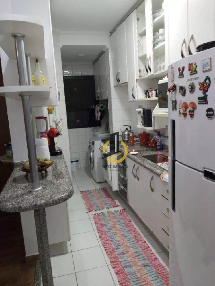 Apartamento à venda com 1 quarto, 50m² - Foto 4