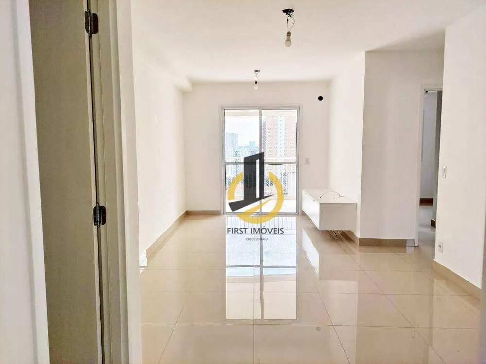 Apartamento à venda com 2 quartos, 67m² - Foto 1