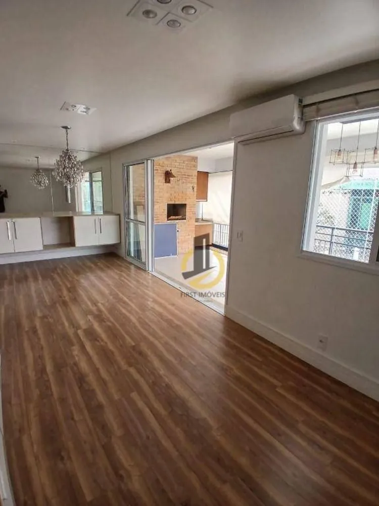 Apartamento, 3 quartos, 133 m² - Foto 1