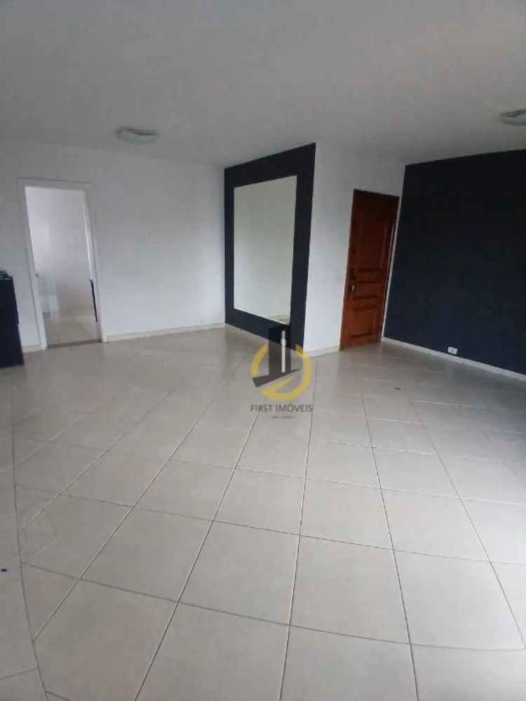 Apartamento, 3 quartos, 110 m² - Foto 2