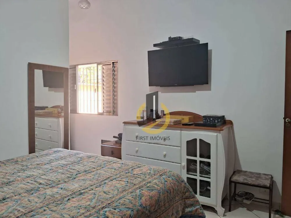 Casa, 4 quartos, 247 m² - Foto 7