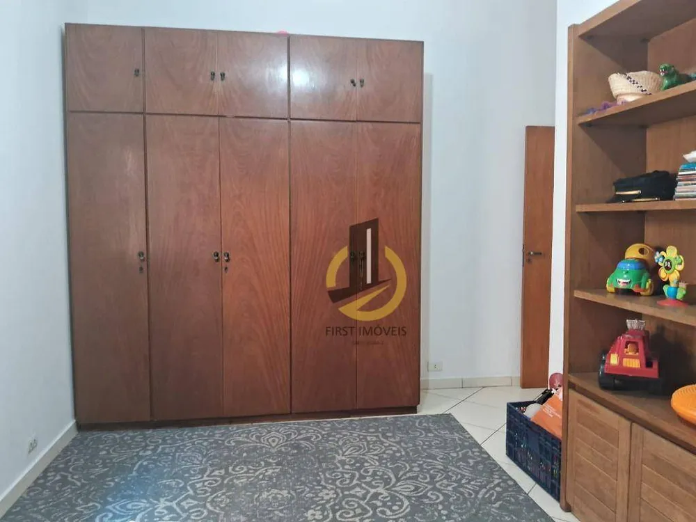 Casa, 4 quartos, 247 m² - Foto 11