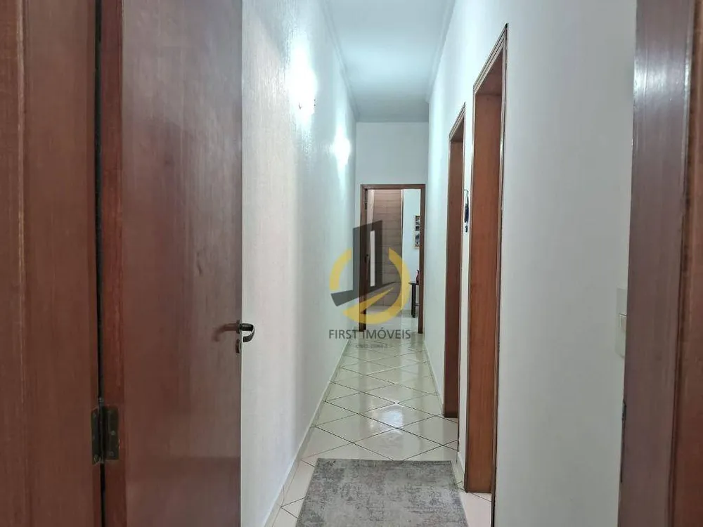 Casa, 4 quartos, 247 m² - Foto 5