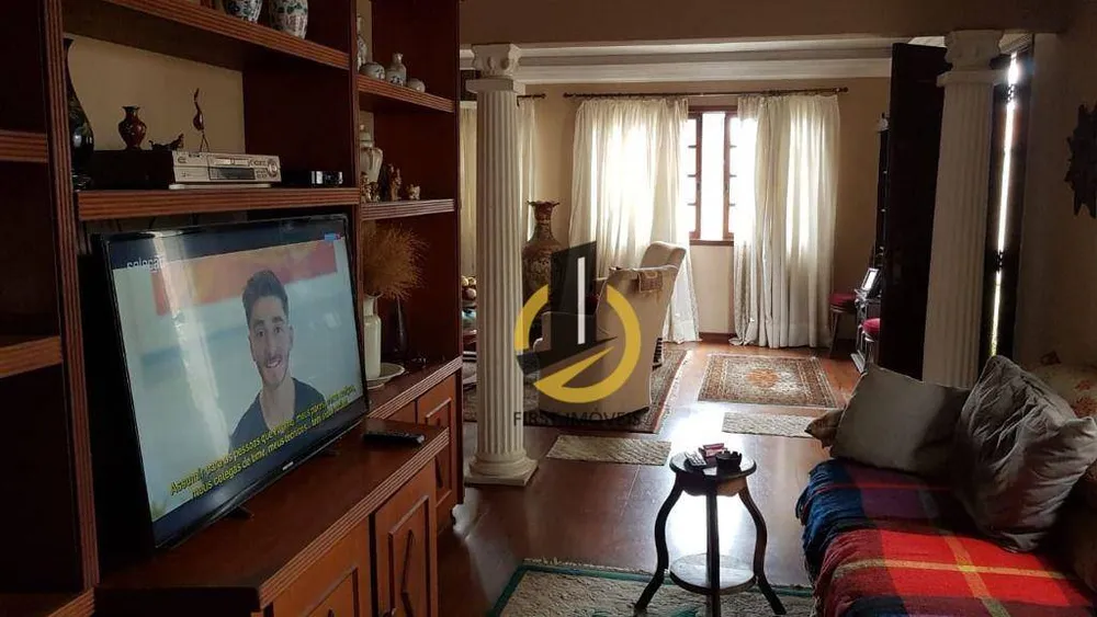 Sobrado, 3 quartos, 268 m² - Foto 1