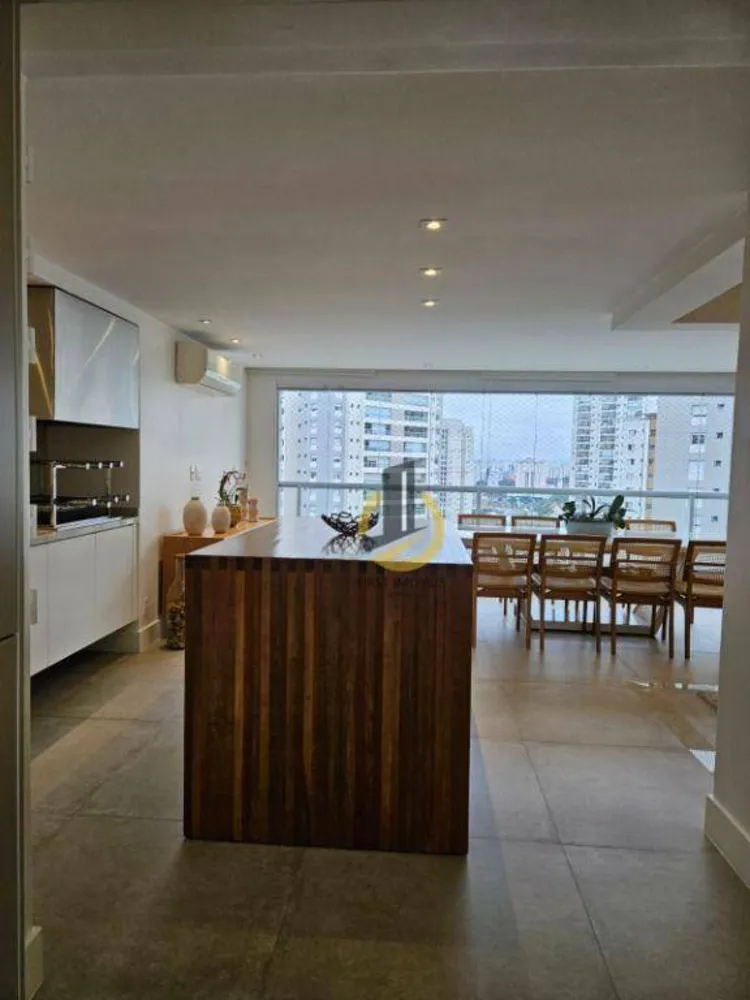Apartamento, 4 quartos, 192 m² - Foto 2